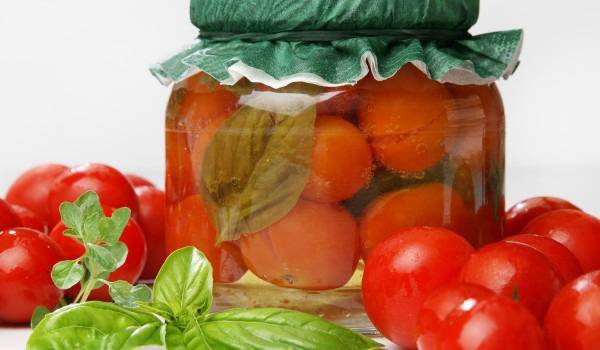 Стерилизиране на домати