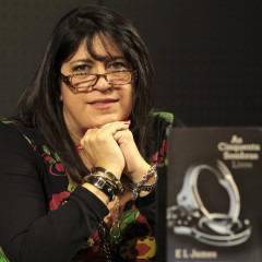 Авторката на ”Петдесет нюанса сиво” най-скъпоплатена