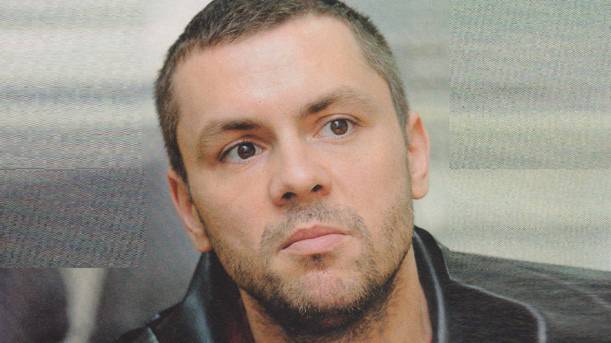 Ицо Хазарта с черен печат за Македония