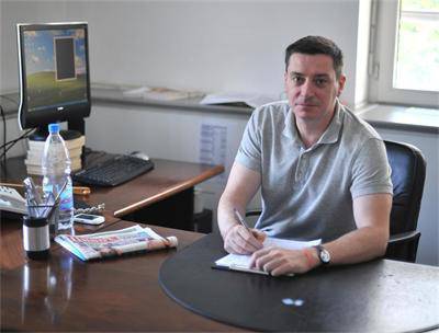 Николай Пенчев – автор на „Жълтата кутия“: Хан Крум черпи енергия от черепа на Никифор