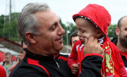 Стоичков положи основите на българска къща в Тимишоара