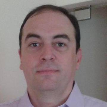 Александър Пелев: Живеем в пустиня без Мойсей