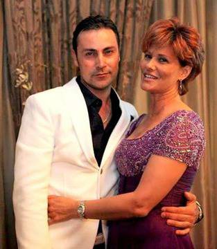 Бизнесменът Дончо Георгиев – последният мъж на певицата: Камелия Воче искаше хем млад любовник, хем плащач на сметките