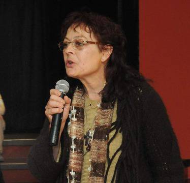 Актрисата Силвия Рангелова: Вяра, почтеност, любов и уважение към предците носят щастие