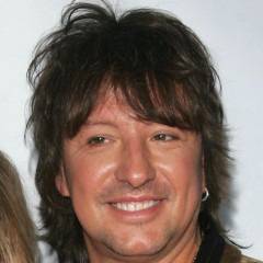 Bon Jovi уволниха китариста Ричи Самбора