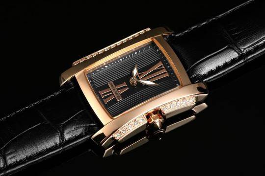 3 прекрасни дамски часовника от Pierre Cardin