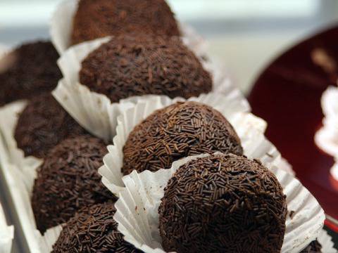 Бонбони с пияни вишни