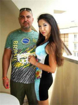 Пълна промяна: Вижте новия Росен Петров и 23-годишното му гадже! (СНИМКИ)