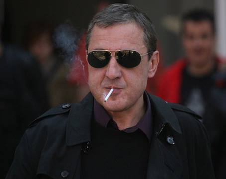 Гърнето ударил и дъщерята на Бай Миле