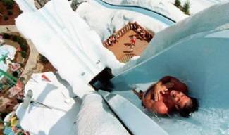 Най-екстремните водни пързалки в света