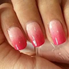 Как да си направим маникюр ”омбре”