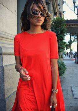 Малката червена рокля видяна 5775 коментари 5