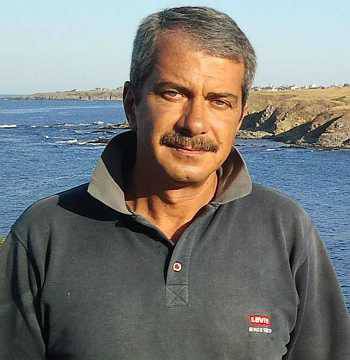 Евгений Михайлов: Да не допускаме партия на масови убийци да формира морала на децата ни