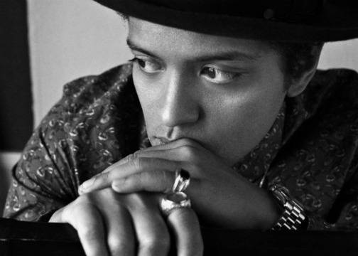 Бруно Марс ще пее на Super Bowl