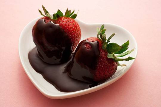 Ягоди в шоколад