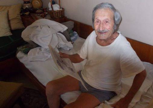 Страстта към историята на 88-годишния бай Агоп не е утихнала