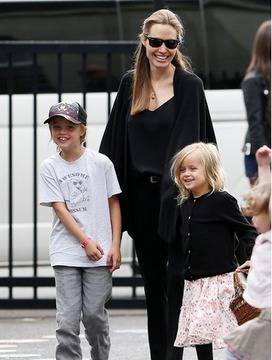 Вижте прекрасната Анджелина Джоли