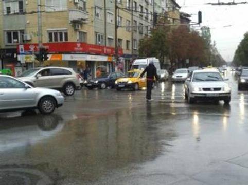 „Регулировчикът“ от „Петте кьошета“ отнесе глоба от КАТ