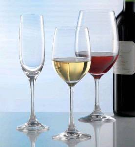 Напитките си искат чашите