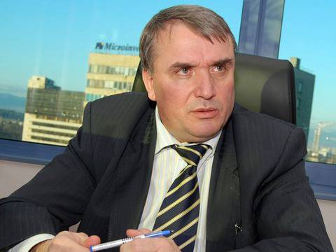 Богомил Манчев разпитан в офиса си