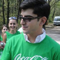 Део и Александър Кадиев стават чистачи