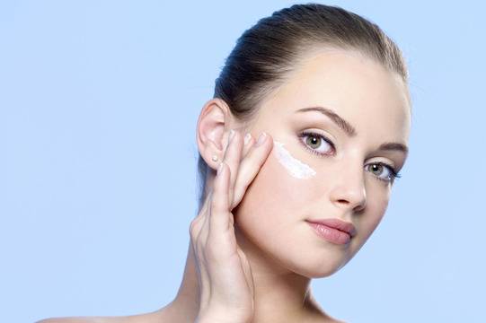 Изпитани домашни рецепти против бръчки