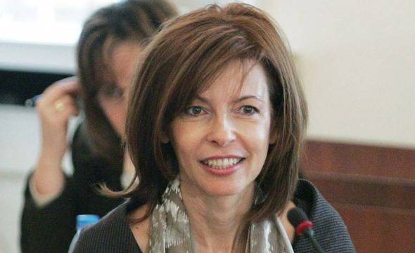 Цветелина Бориславова купи Рибното пристанище в Бургас