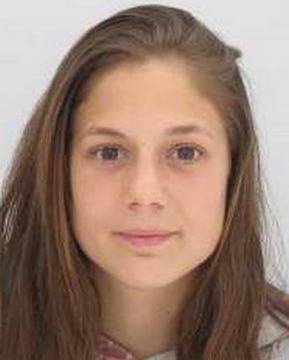 Трима мъже отвлякоха 15-годишно момиче