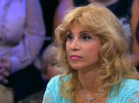 Тадаръкова отърва шамари в ефир, твърди че Ванга била изнасилена