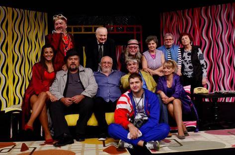 Премиера на „Между два стола“ в Добричкия театър