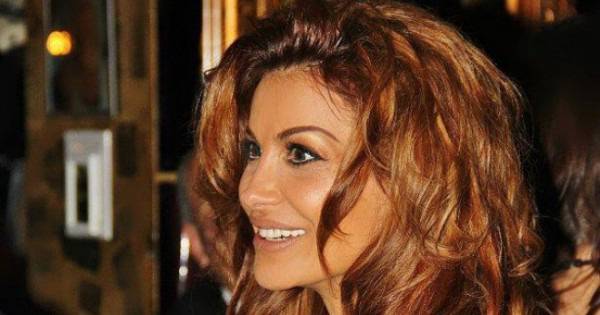 Фолк певицата Джорджия е засечена в 4-то РПУ посинена да пуска жалба за побой