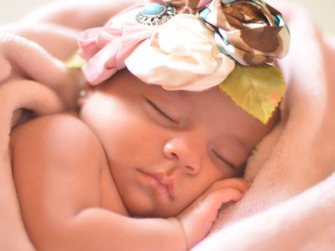 Как да облекчите бебешките колики?