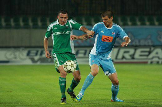 Метрото с удължено работно време заради Лудогорец