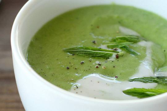 Крем супа от авокадо с босилек