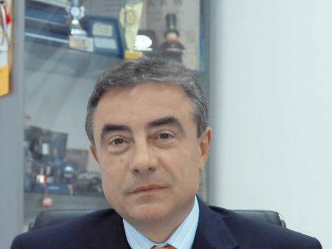 Валери Костов: Крайно време е автопаркът да се обнови, но с ясна програма, а не с държавен рекет