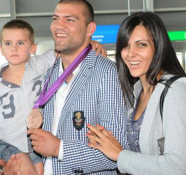 Ваня Червенкова: Обществото не знае, че Тервел е разделен с жена си! видяна 16921 коментари 14