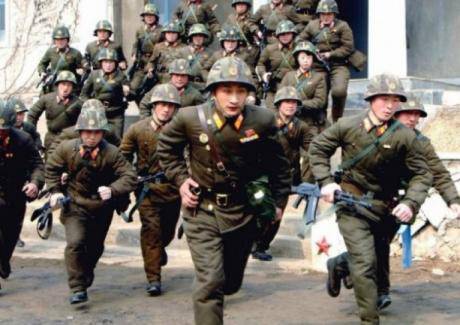 Северна Корея заплашва САЩ с война