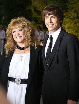 Алла Пугачова стана майка на близнаци