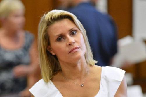 Съдят актриса, тормозила Алек Болдуин