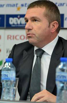 Адвокатът на Цветанов пред БЛИЦ: Ще спрем млякото на прокуратурата!