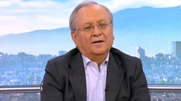 Осман Октай: Държавата се управлява от сараите на Доган