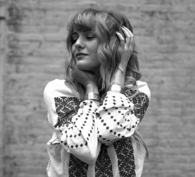 Рут Колева представя новия си албум “Ruth“