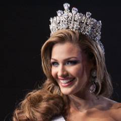 Зеленоока красавица стана Мис Венецуела