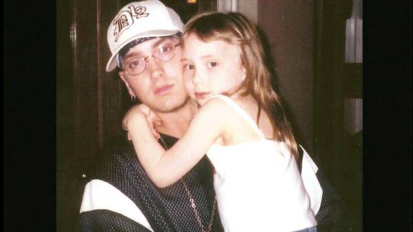 Порасналата дъщеря на Еминем