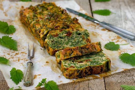 Солен кекс с коприва