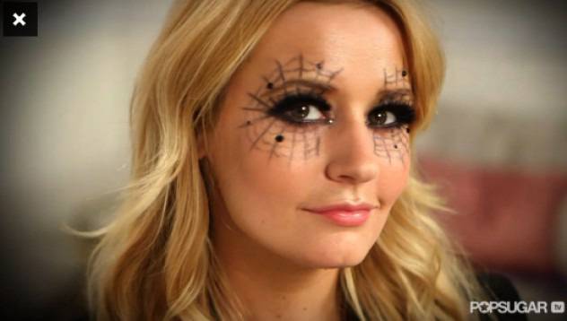 Грим за Хелоуин: Мрежата на Спайдърмен около очите видяна 2493 коментари 1