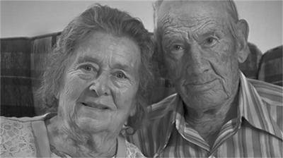 Възрастни съпрузи загинаха при катастрофа в САЩ, хванати за ръце (снимки)