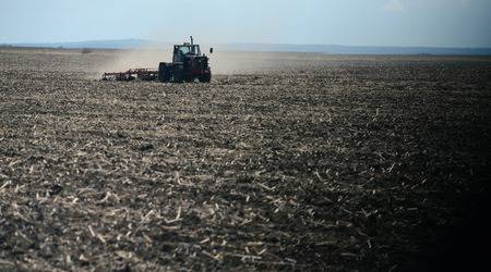 Земеделските стопани ще получават ваучери за гориво