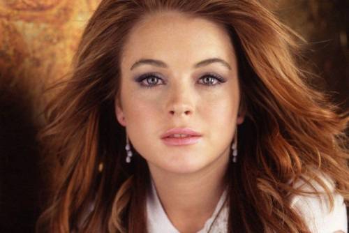 Линдзи Лоън се среща с 19-годишен