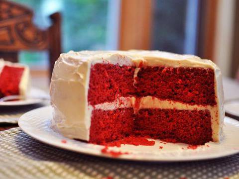 Историята на красивата торта „Червено кадифе“
